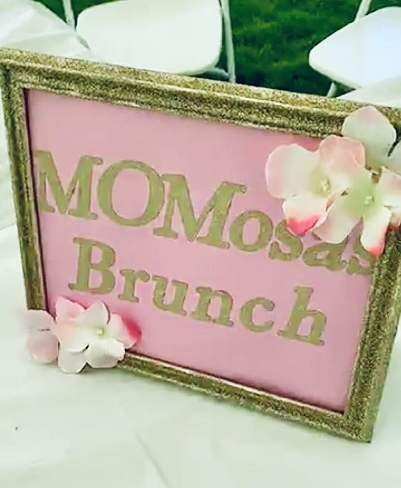 black-owned Fashion apparel and accessories business MomosasBrunch.com