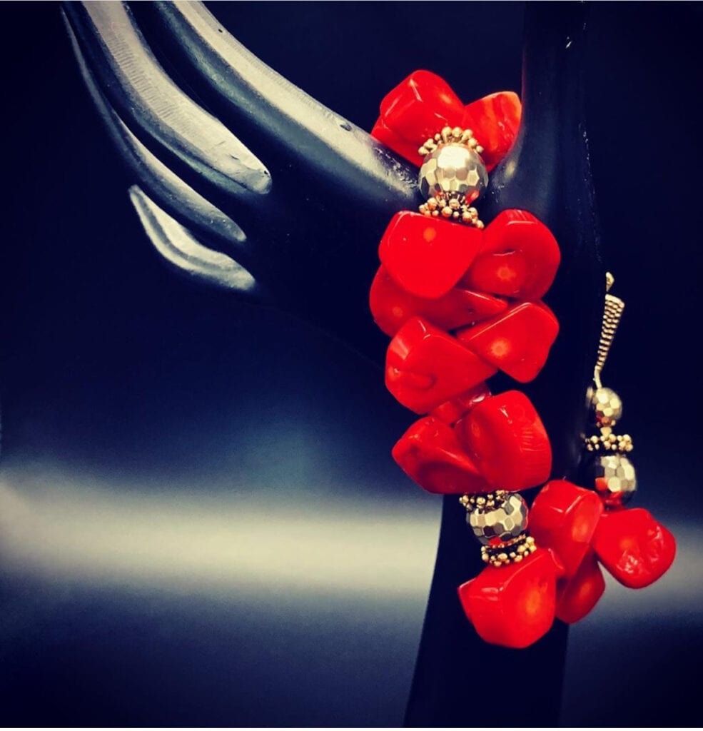 black-owned jewelry business ElleAsh