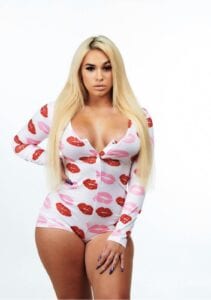 black-owned clothing and accessories business Simply Beautiful Boutique