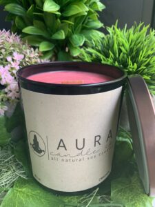 black-owned businesses Aura Candle Co.